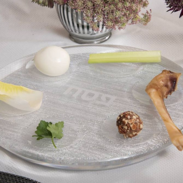 Acrylic Seder Plate - White