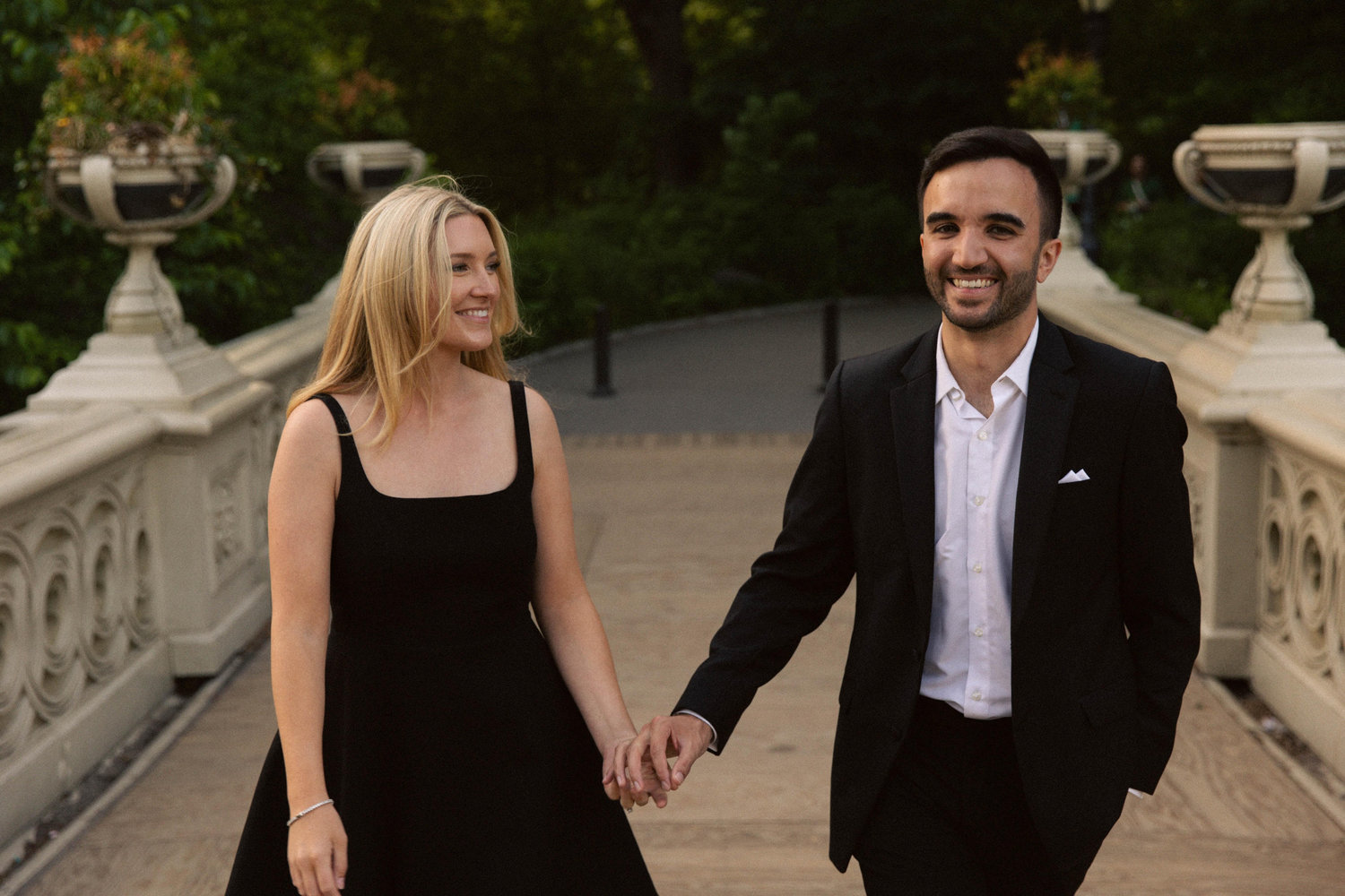 The Wedding Website of Laura Waggoner and Nicholas Bondura