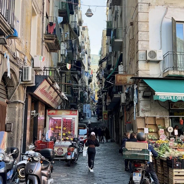 Naples Historical tour