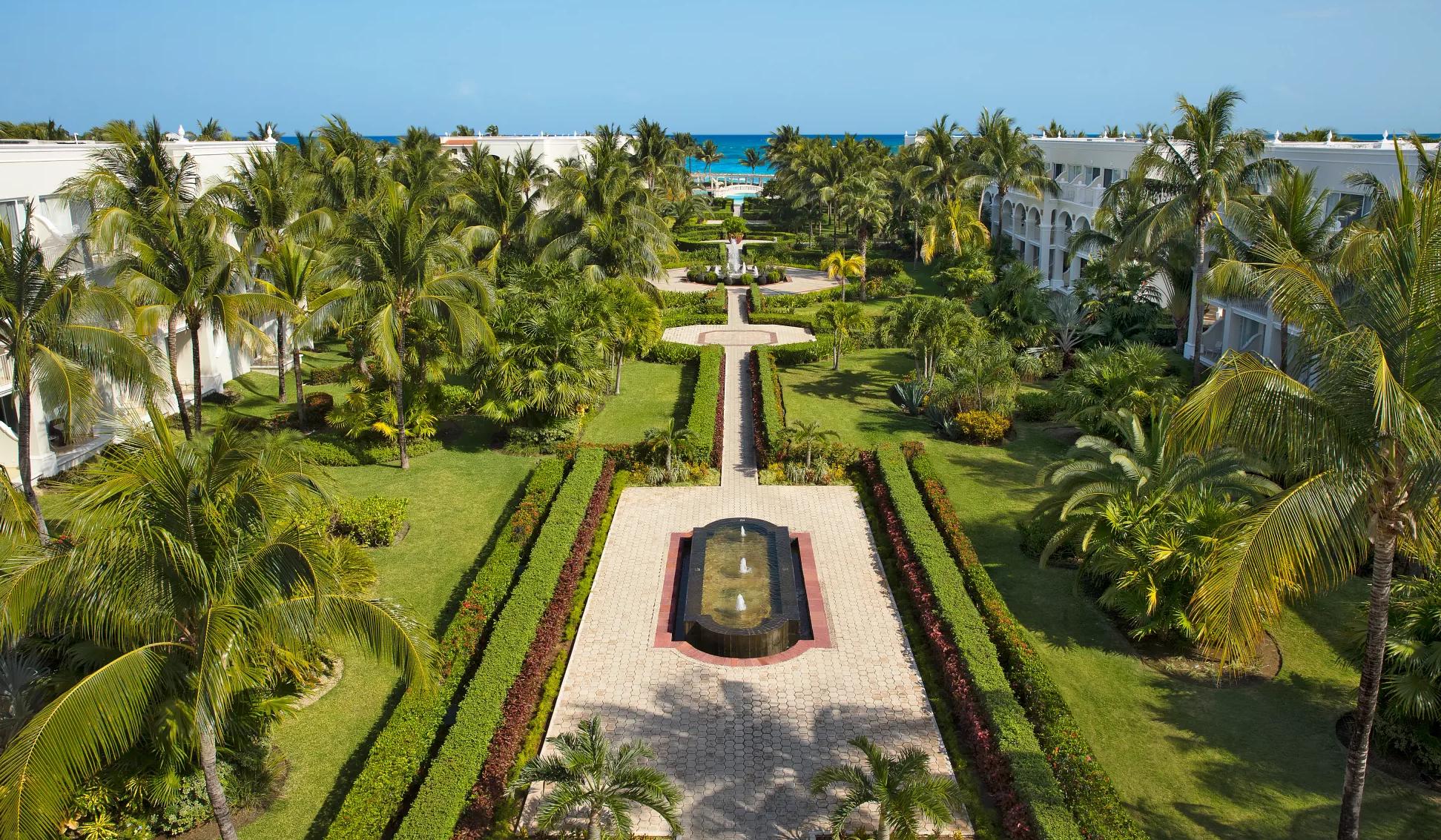 The Wedding Website of Skyler Kitts and Rob Avila