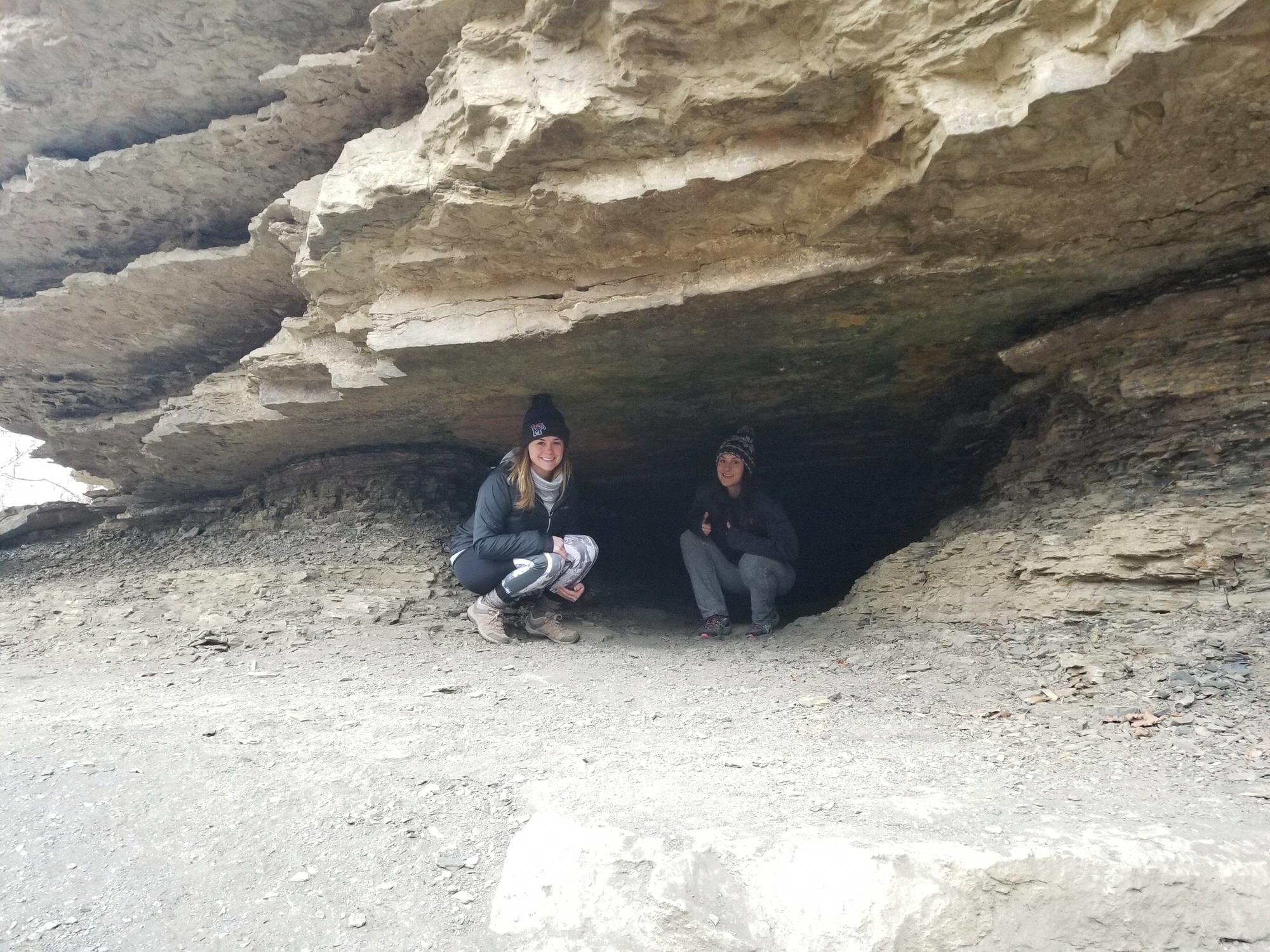 Lauren and Caroline hiking at Devil’s Den