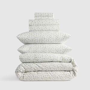 Queen Sized Classic Organic Percale Floral Deluxe Bedding Bundle in Green Florette