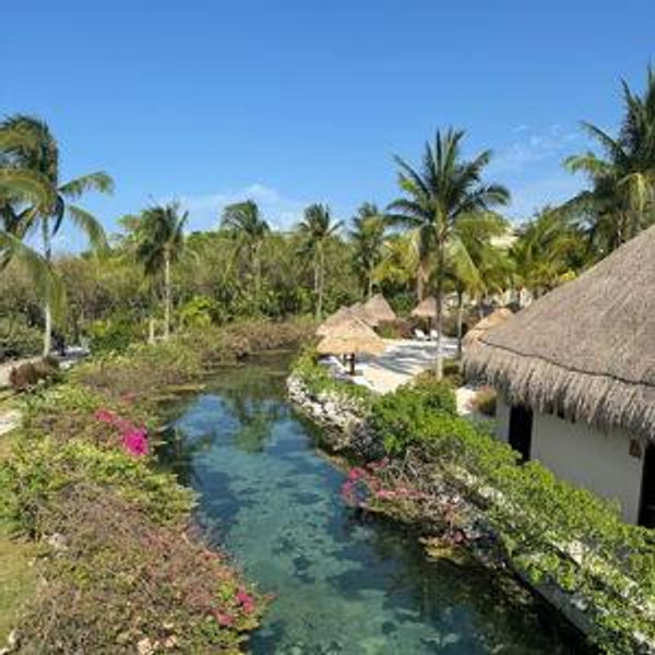 Honeymoon Resort