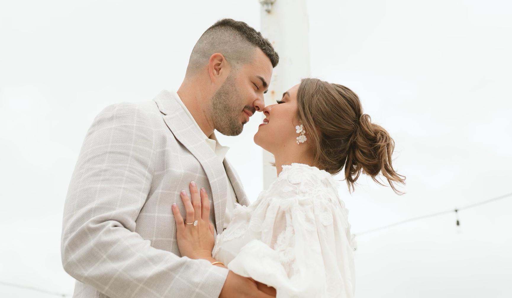 The Wedding Website of Alexandra stang and Drew drasser