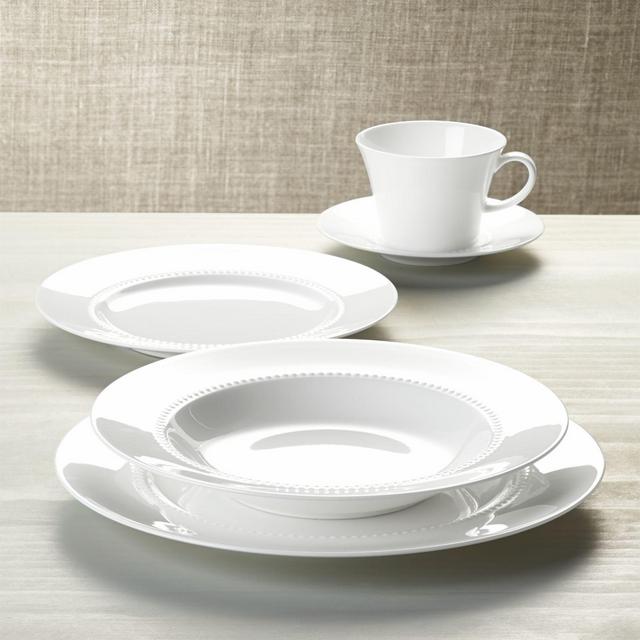 White Pearl 5-Piece Place Setting