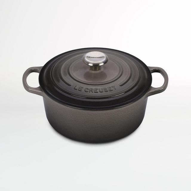 Le Creuset ® Signature Oyster 4.5-Qt. Round Dutch Oven