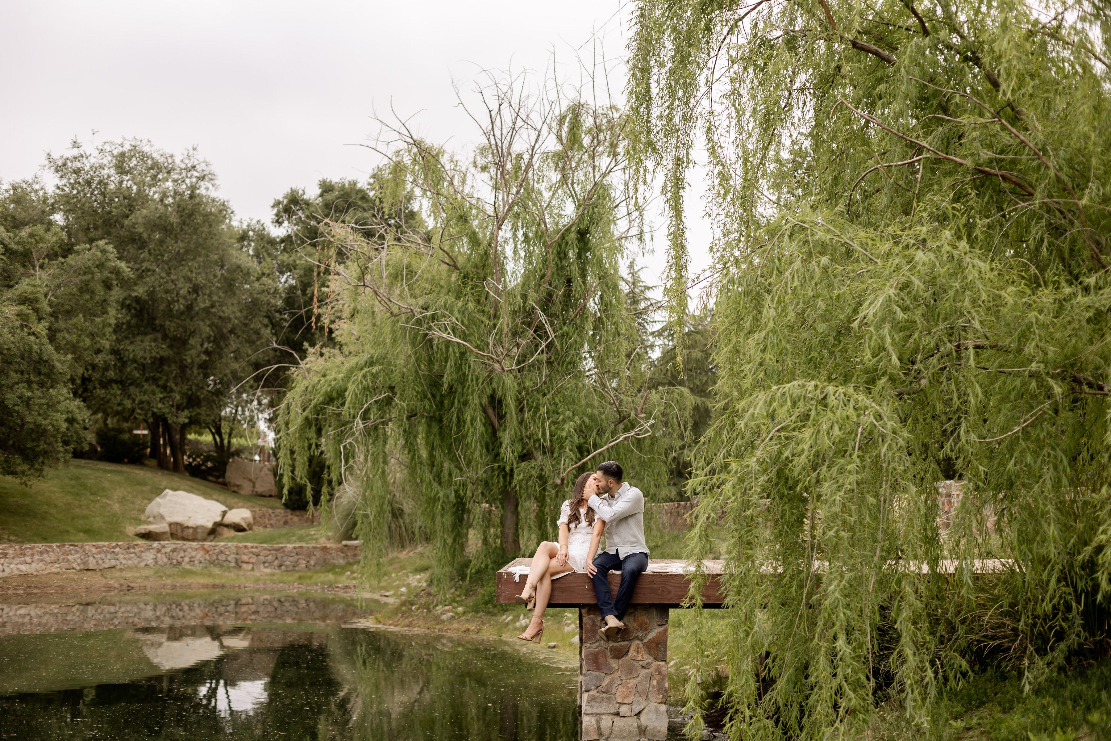 The Wedding Website of Jillian Robinson and Michael Arvizu