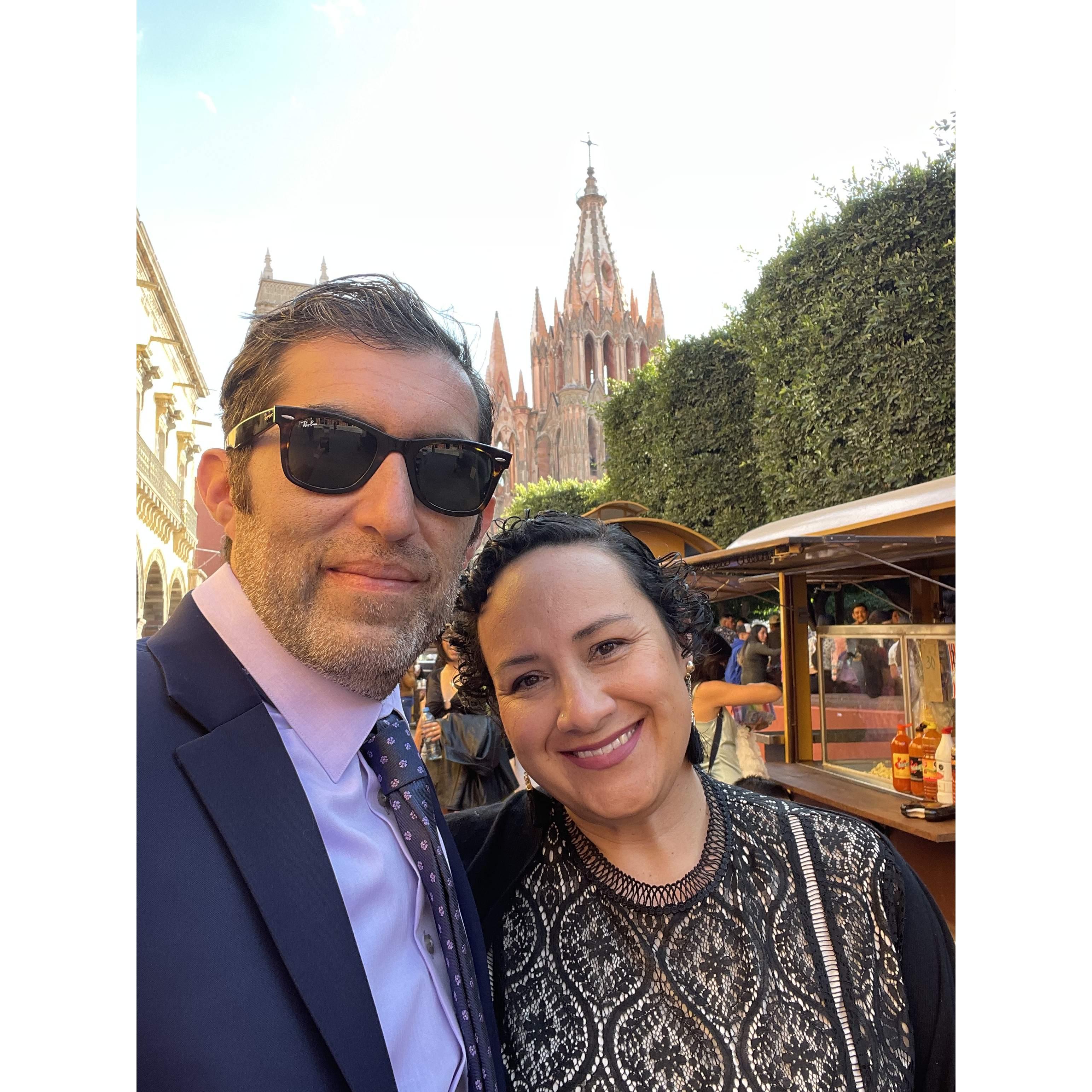 Cleaned up for Gaby's cousin's wedding in SMA, Mexico! 