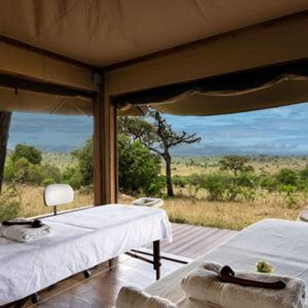 Couples massage at the safari lodge