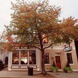 Commonwealth Bistro