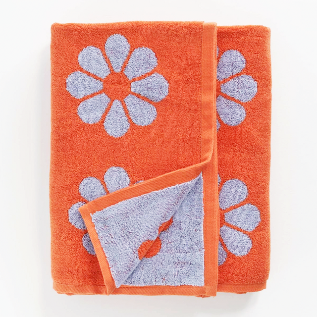 Poppy Daisy Bath Towel