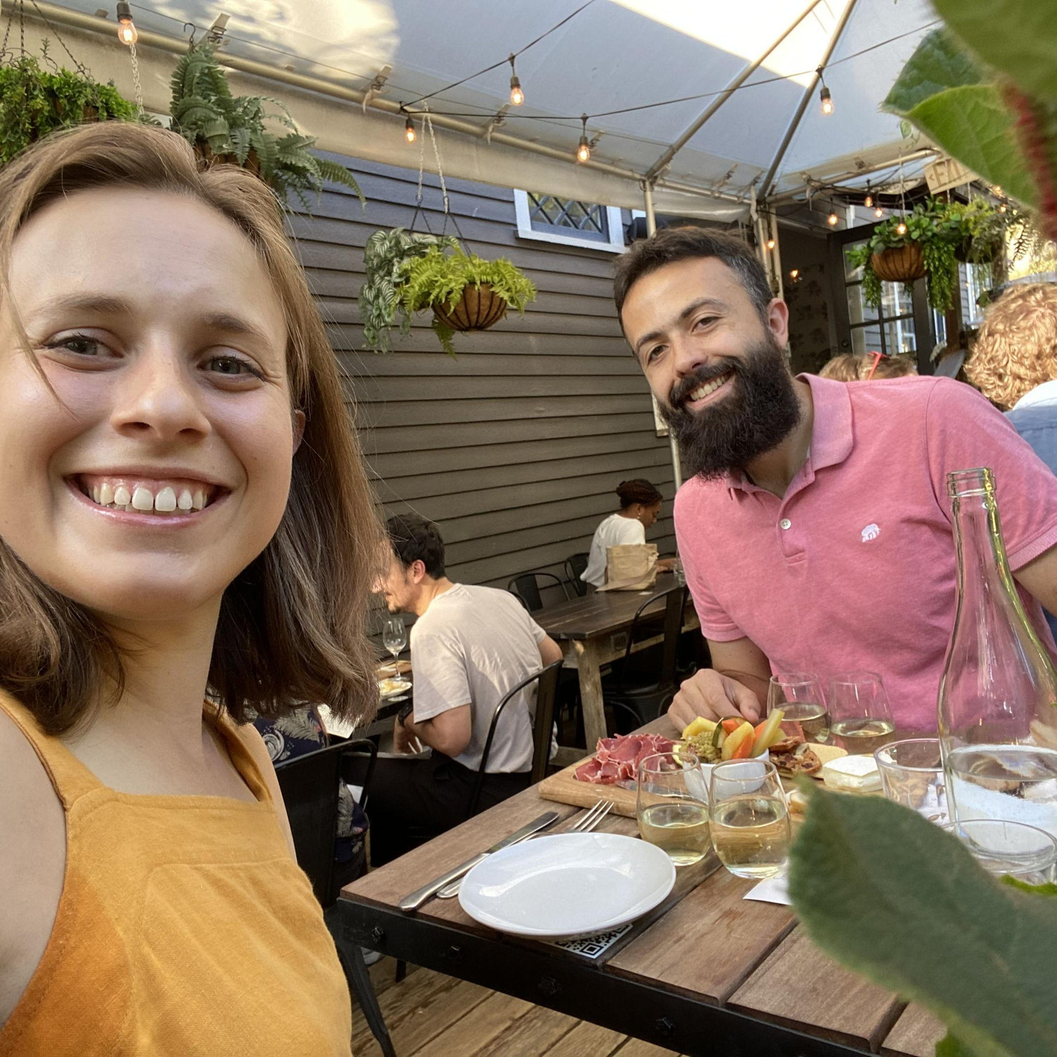One of our favorite neighborhood spots, Bottlehouse!