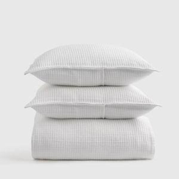 Organic Ribbed Cotton Coverlet Set in White