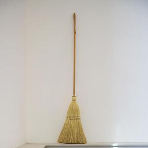 Shaker Kitchen Broom