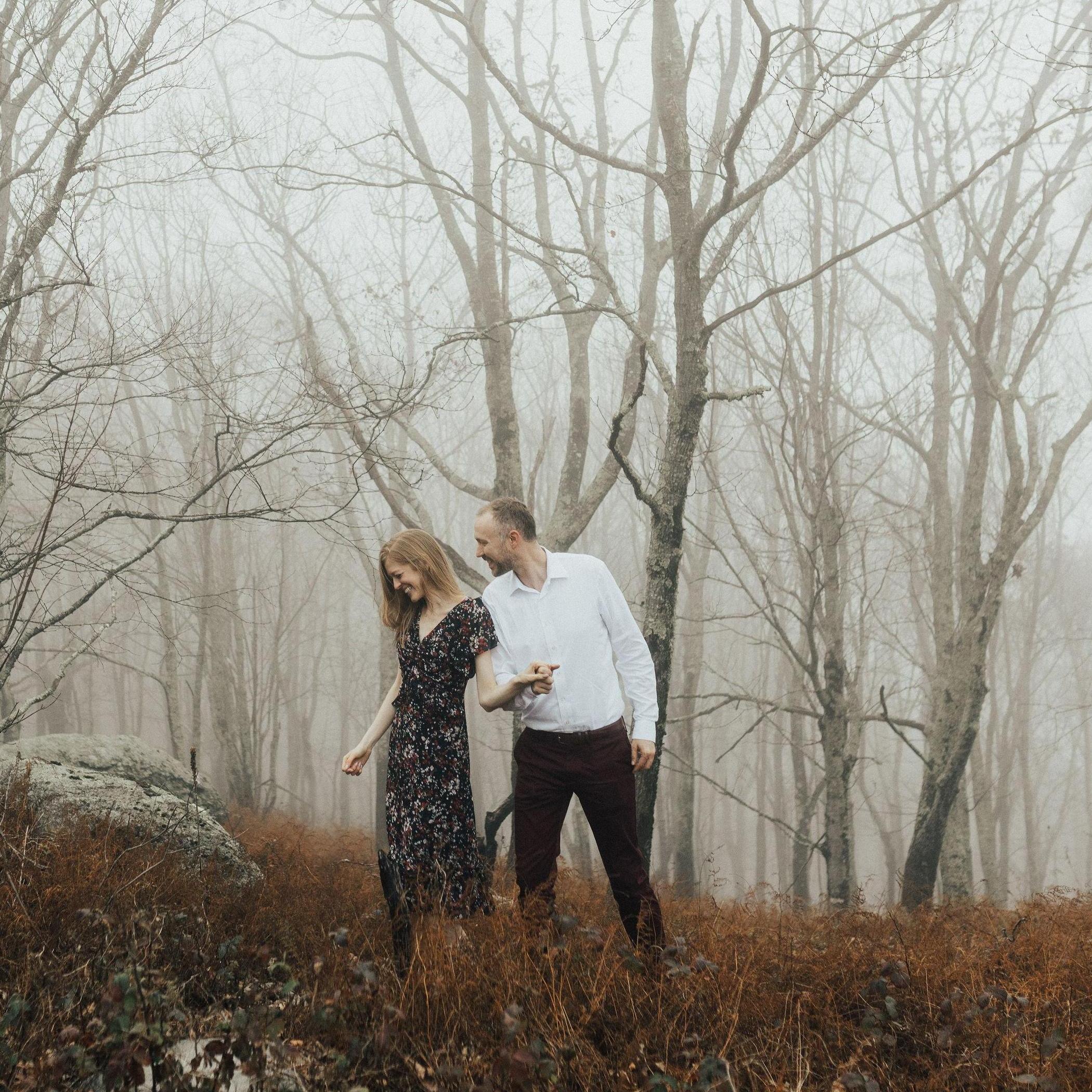 Engagement photos at Cole Mountain (Alexa Ann Photography)