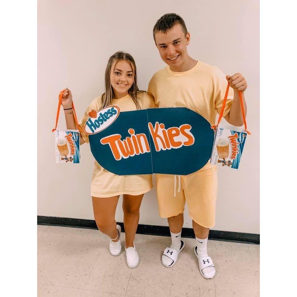 twin day senior year