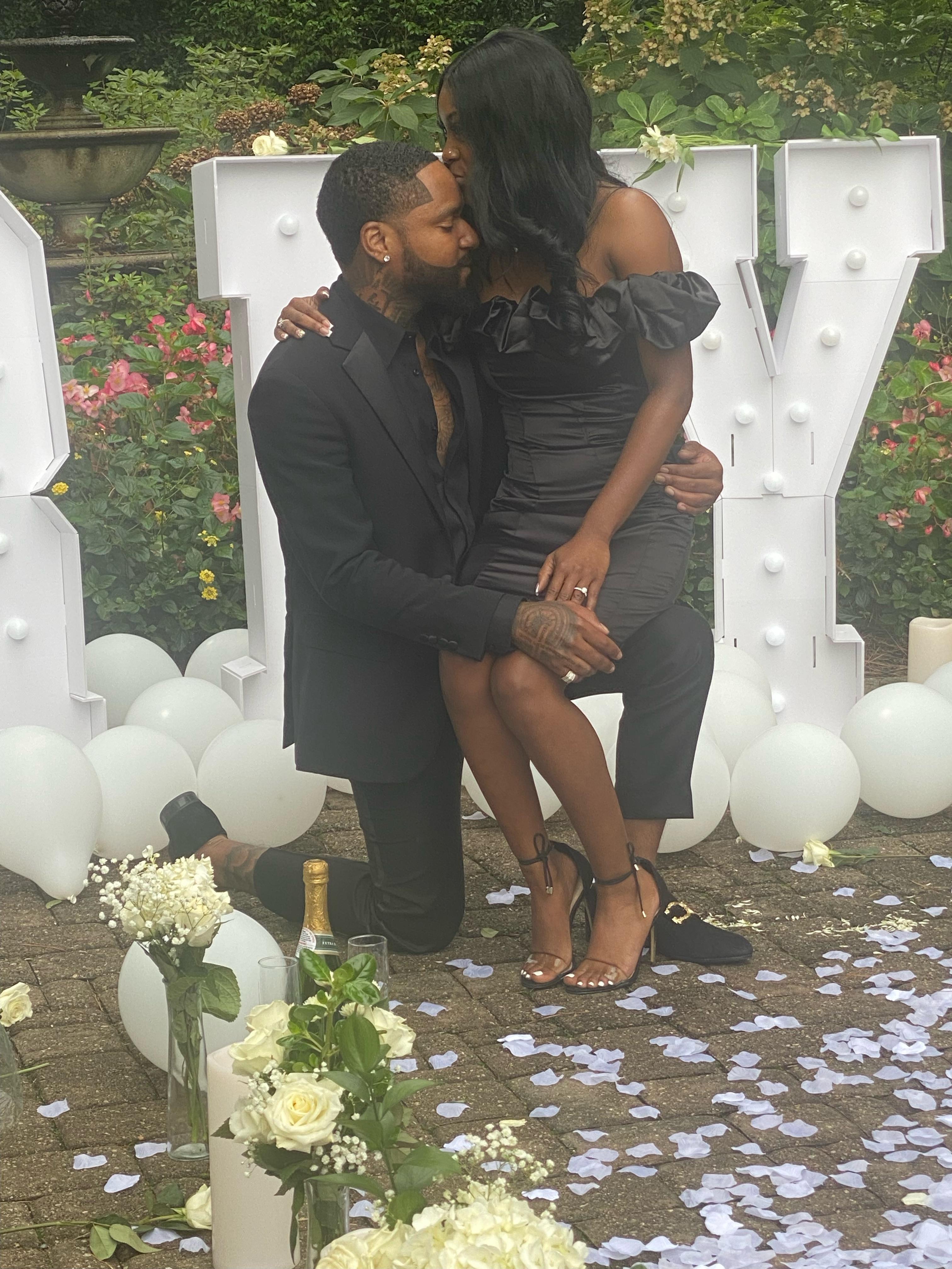 The Wedding Website of Roshonda Daniel and Rick Closs
