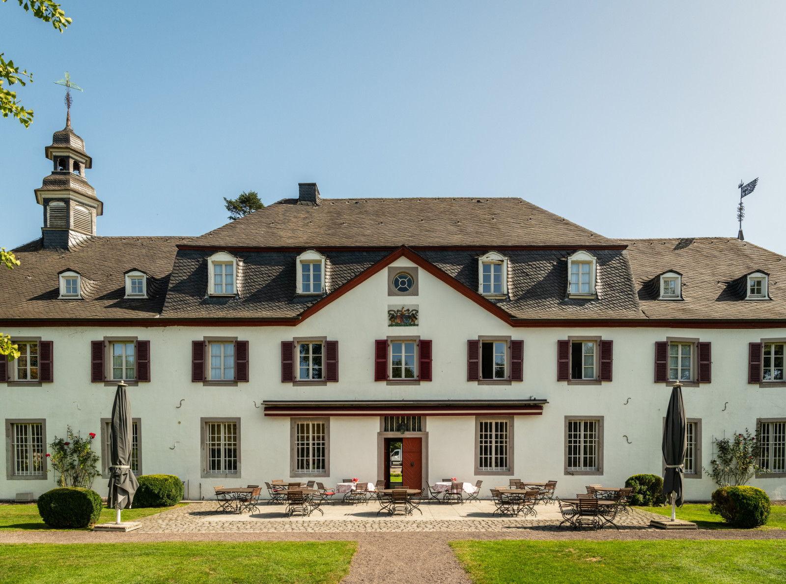 The Wedding Website of Sarah Blauvelt and Julian Comes