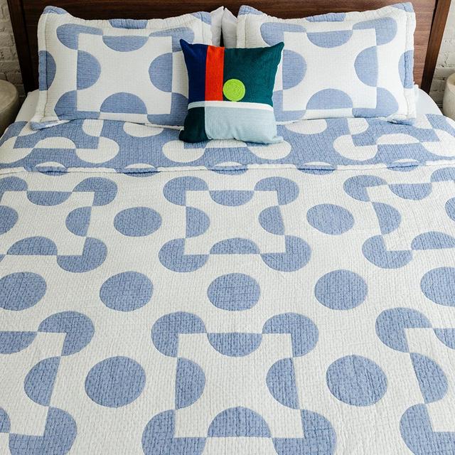 Dot Coverlet Set, Full/Queen