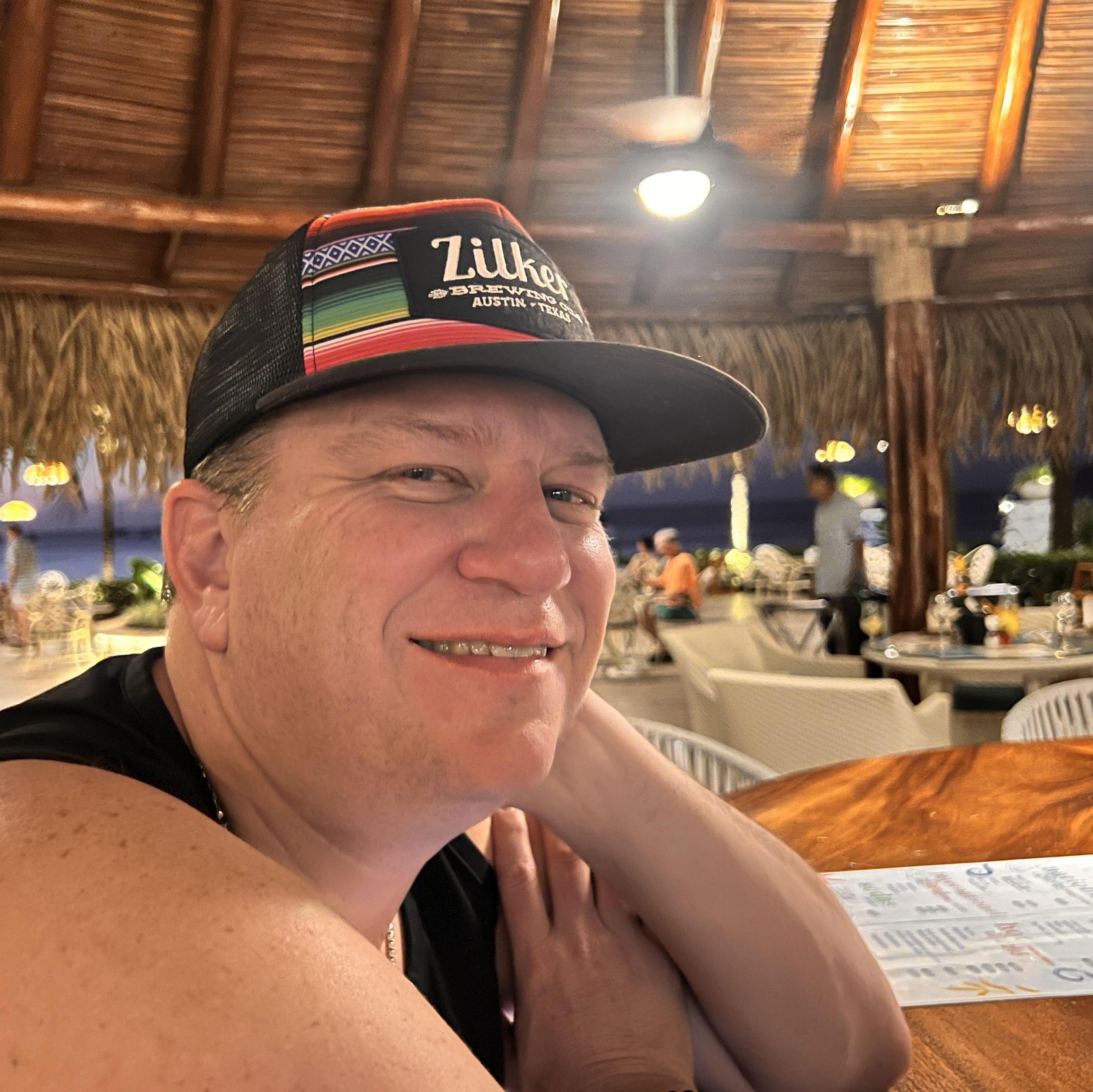 50th birthday trip to Costa Rica, first night in paradise—and Jason's already got that punch drunk love look. 🥰