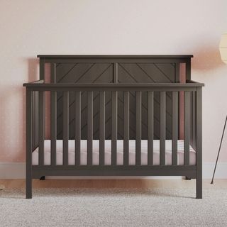 Child Craft Hampton Flat Top 4-In-1 Convertible Crib
