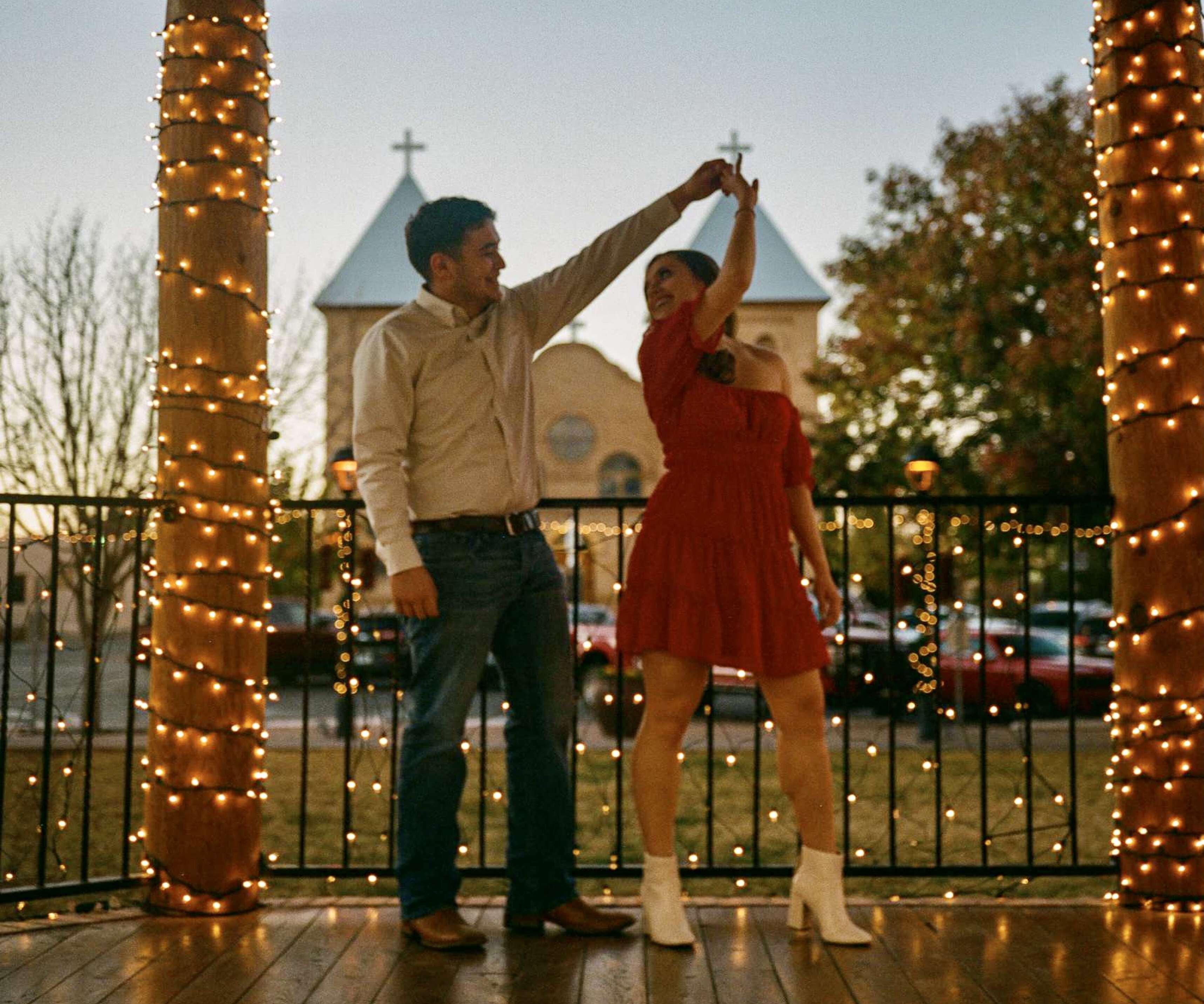 The Wedding Website of Nicole Hill and Antonio Gonzales