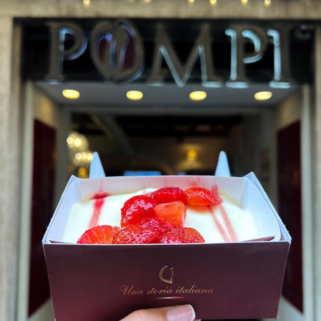Pompi & Two Sizes Tiramisù spots