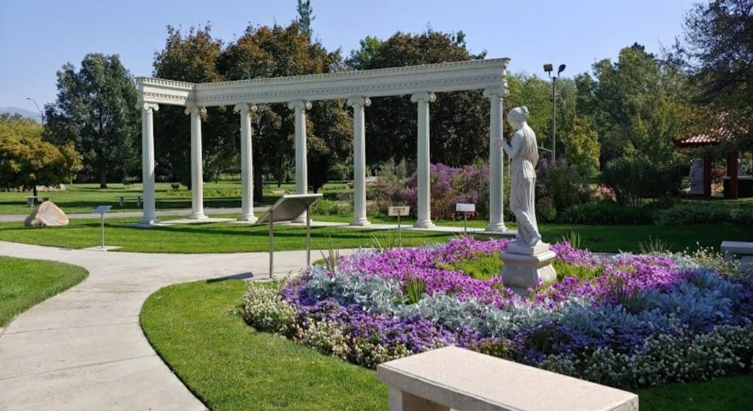 The Wedding Website of Destiny Clifford and Chad Vought
