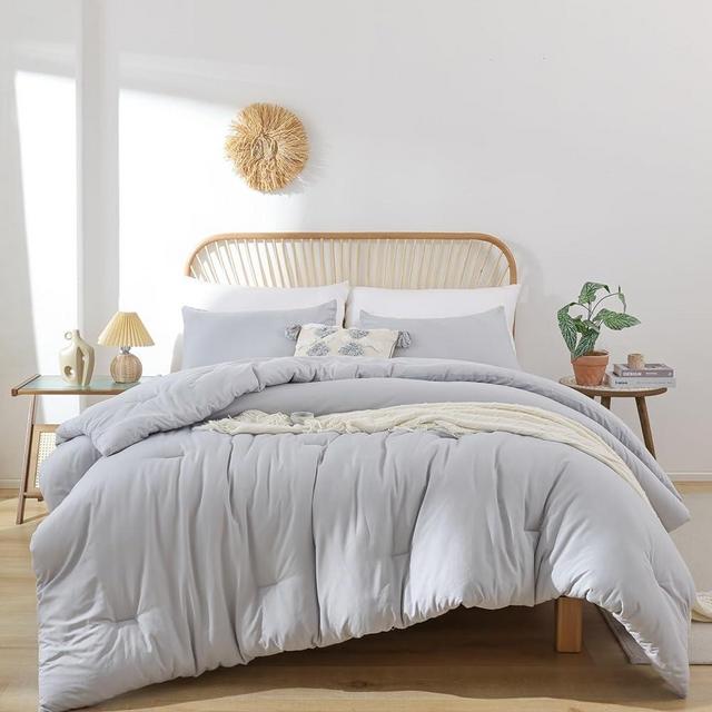 ROSGONIA King Size Comforter Set Light Grey, 3pcs (1 Boho Gray Comforter & 2 Pillowcases) All Season Bedding Lightweight Bedspread Blanket Quilt Gifts