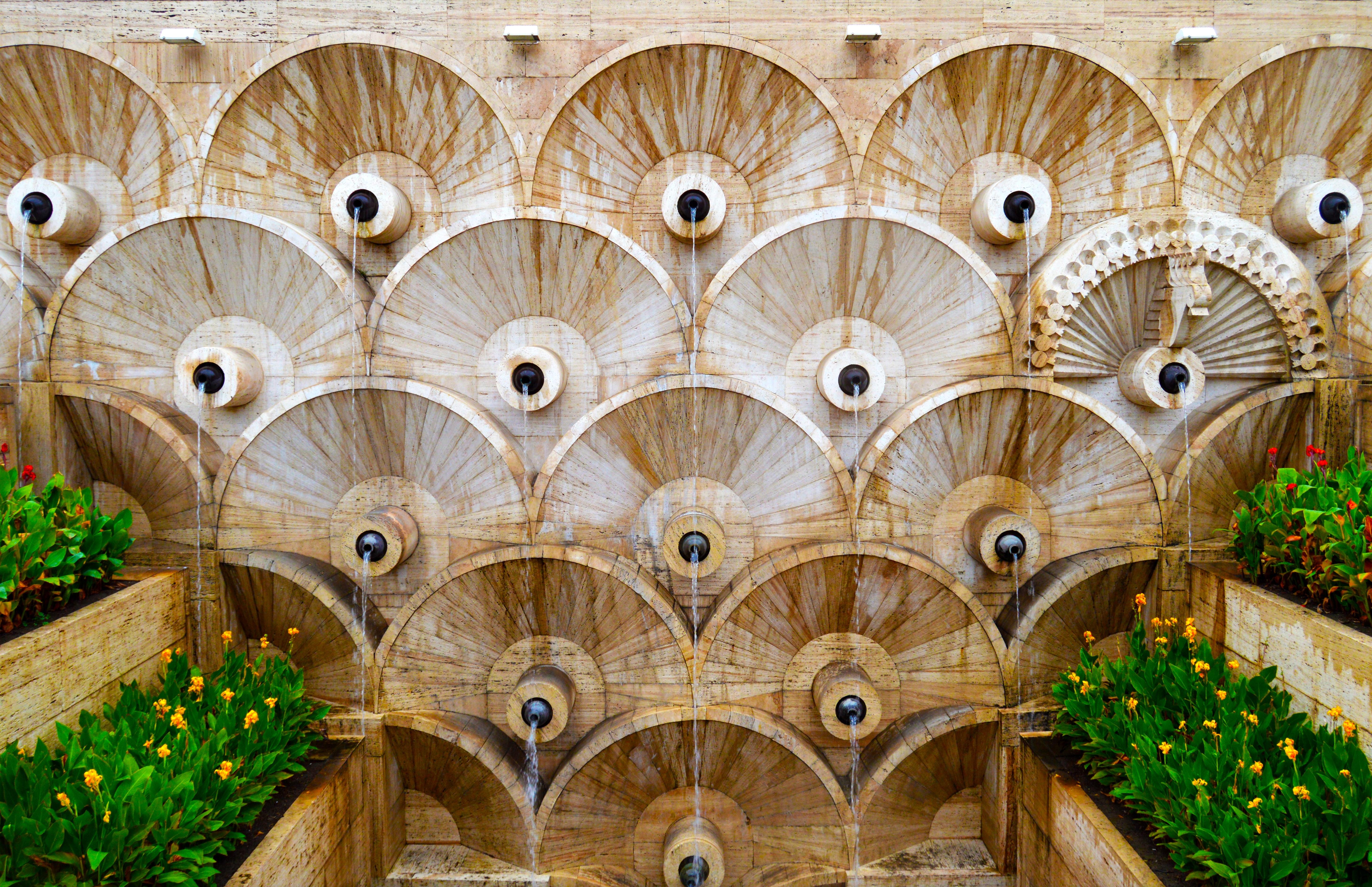 The Wedding Website of Vigen Sarkisov and Vivian Kasparian