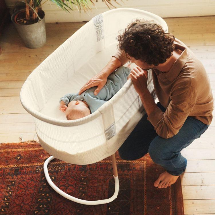 BabyBjörn, 2-in-1 Baby Crib | Zola Baby