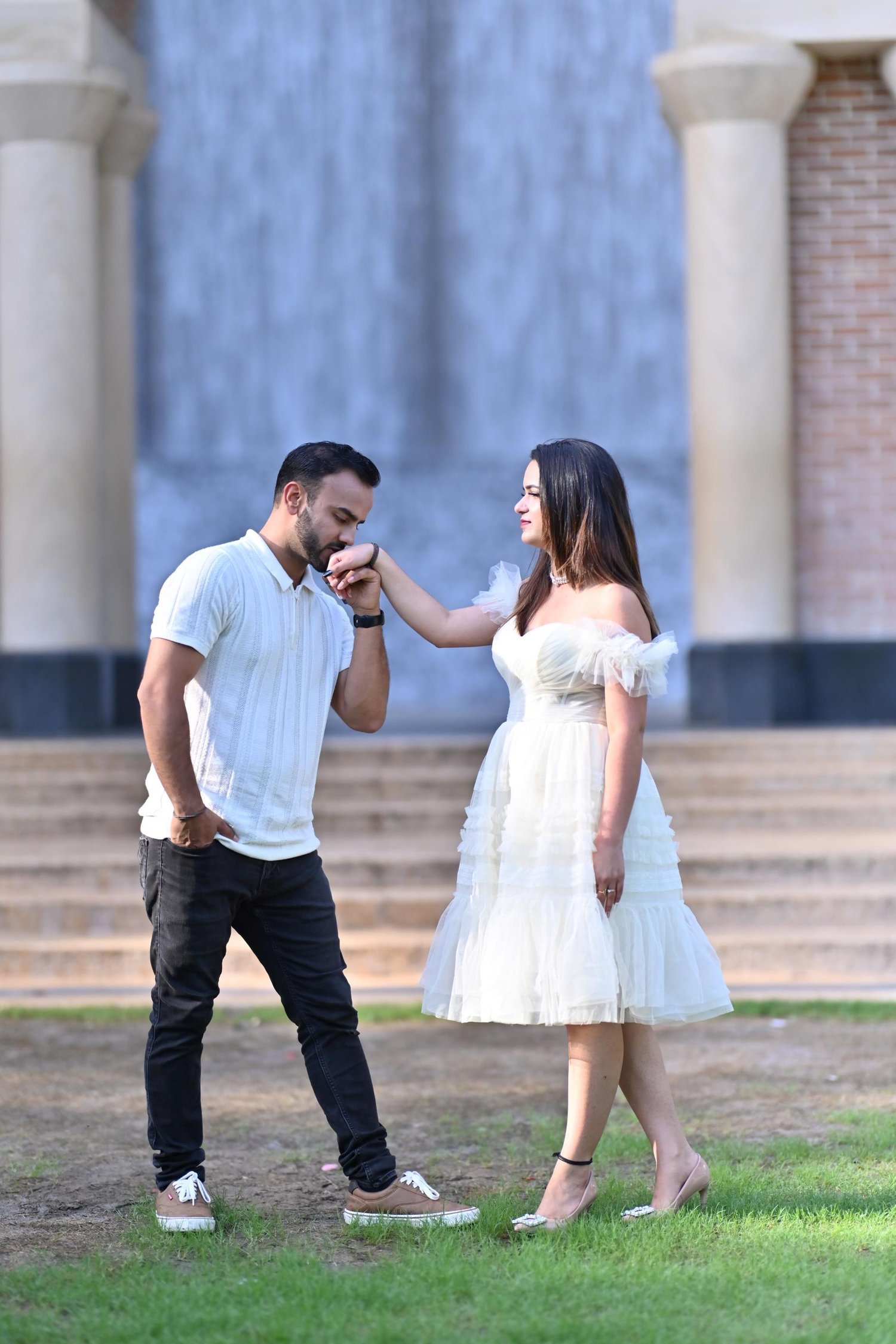 The Wedding Website of Monisha Khoja and Sohil Kalwani