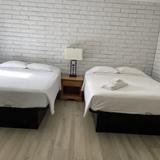 Apache Hotel reservations