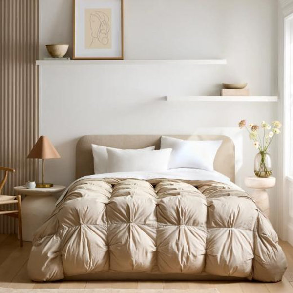 Quince Cotton Pintuck Comforter in Toffee- California King
