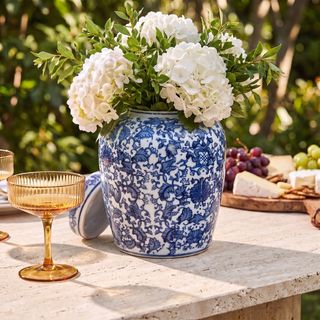 Decorative Ceramic Ginger Jar with Lid