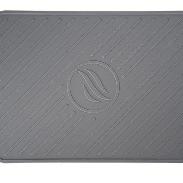 Blackstone 4222 Silicone Large Griddle Spatula Mat Serving Spoon Drip Pad & Grill Utensil Holder for Kitchen, Stovetop, Cooking & Countertop-Heat Resistant, Non Slip, Heavy Duty, (9.25" x 12.2"), Gray