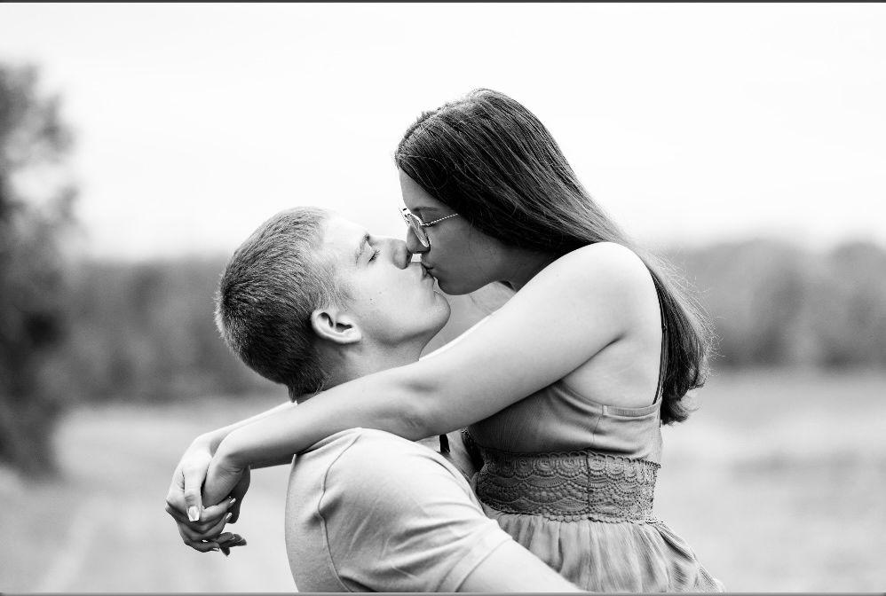 The Wedding Website of mackenzie watrous and sutton evans