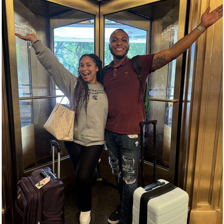 travel buddies