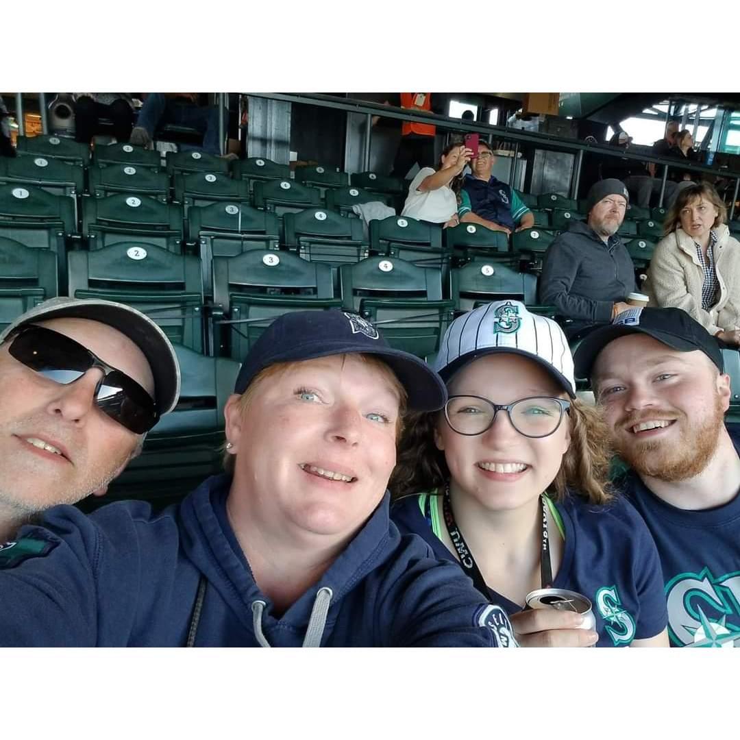 M's game with the family!