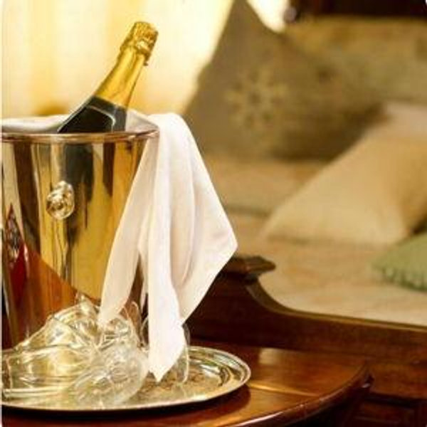 Paris - welcome champagne in our hotel room