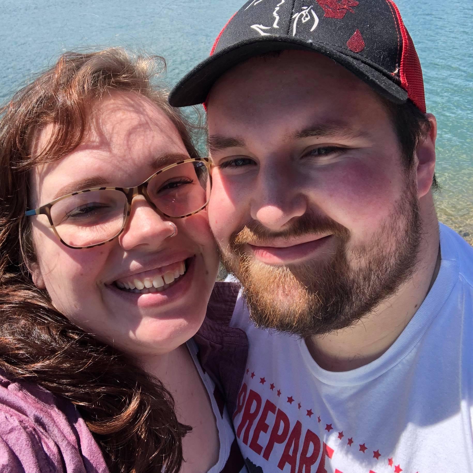 After many months cooped up at home, we decided the best thing to do was to go on a date to the lake!
June 2020