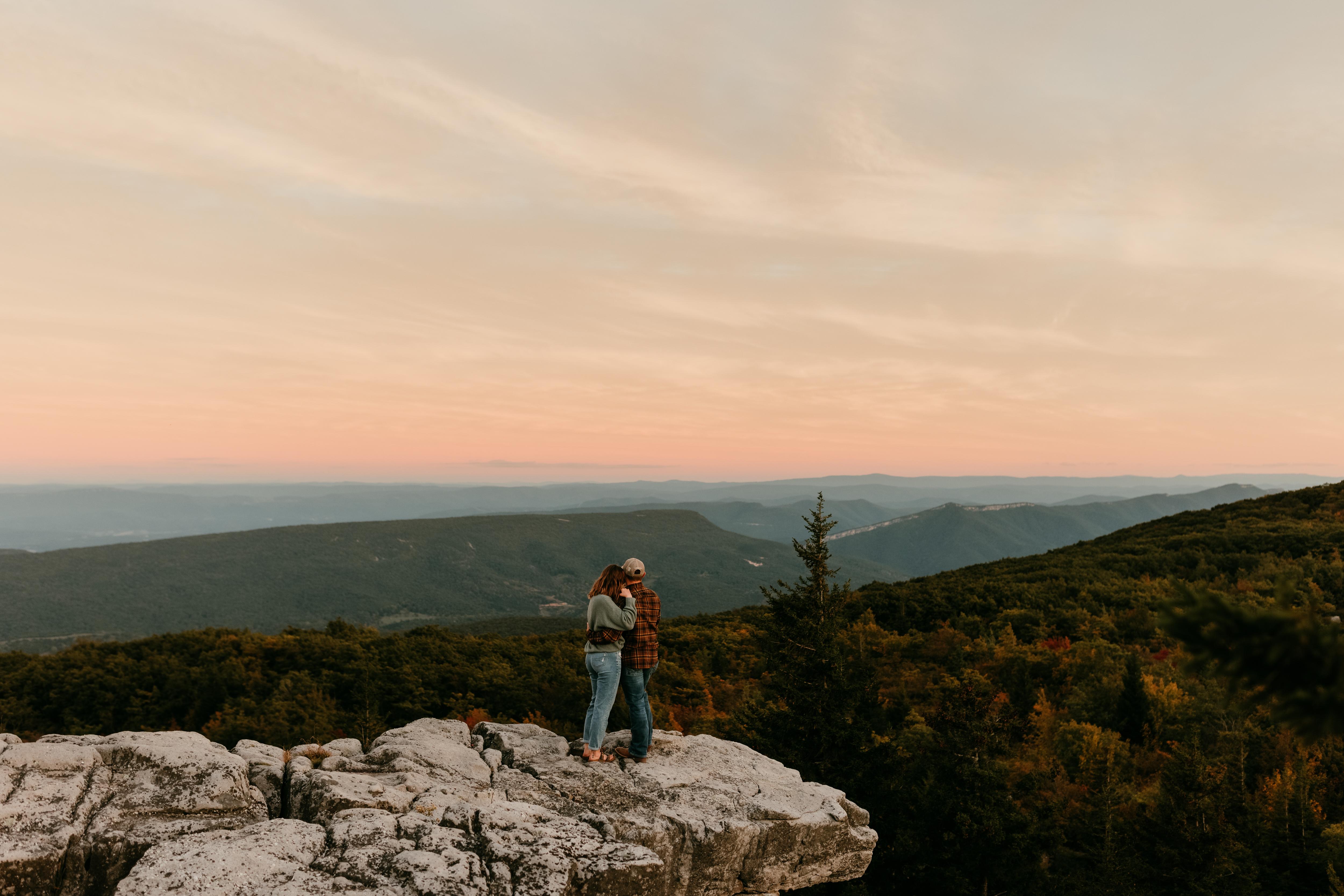 The Wedding Website of Sydney Smith and Austin McCartney