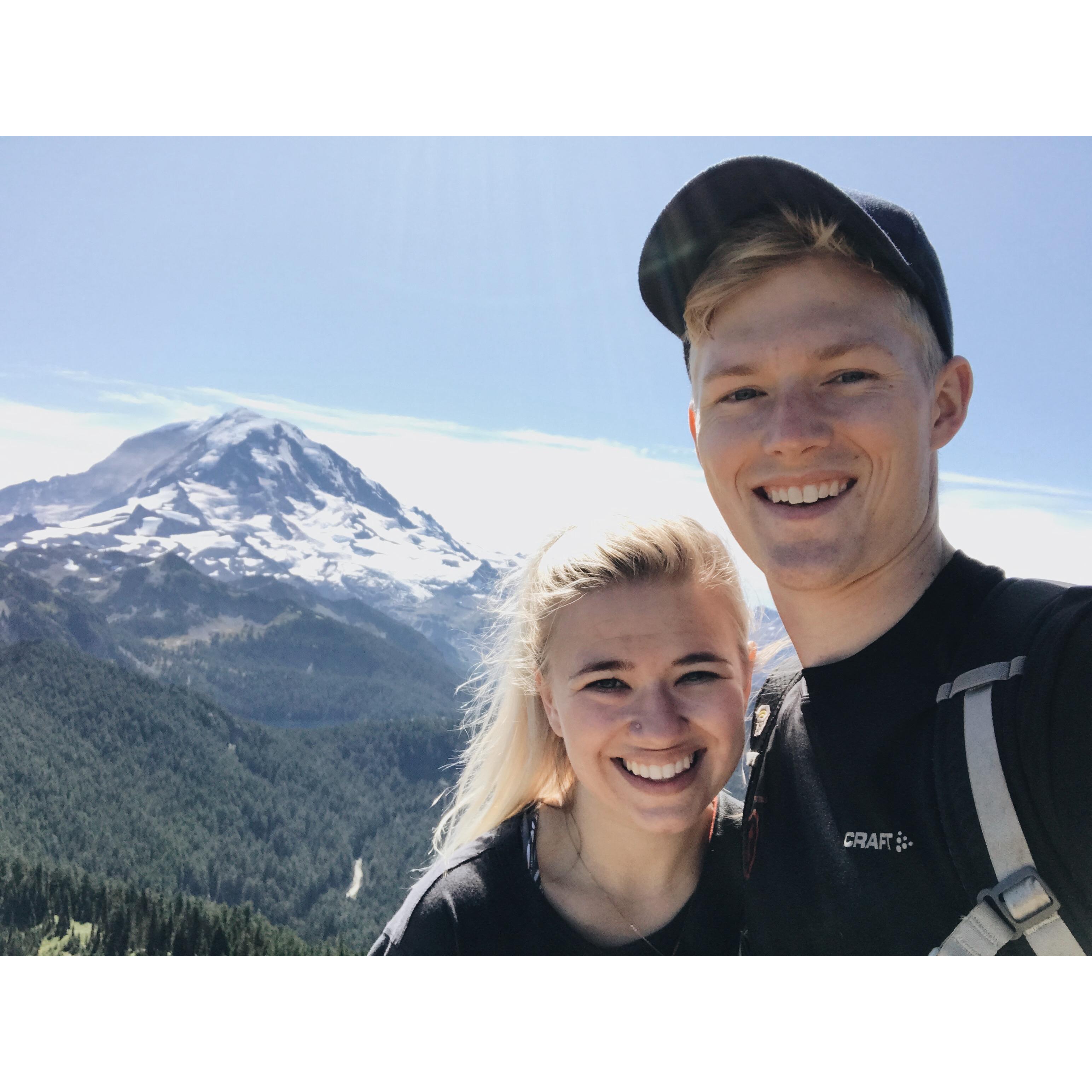 Hiking in Mount Rainier National Park