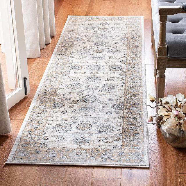 SAFAVIEH Isabella Collection Runner Rug - 2'2" x 7', Cream & Beige, Oriental Design, Non-Shedding & Easy Care, Ideal for High Traffic Areas in Living Room, Bedroom (ISA940B)