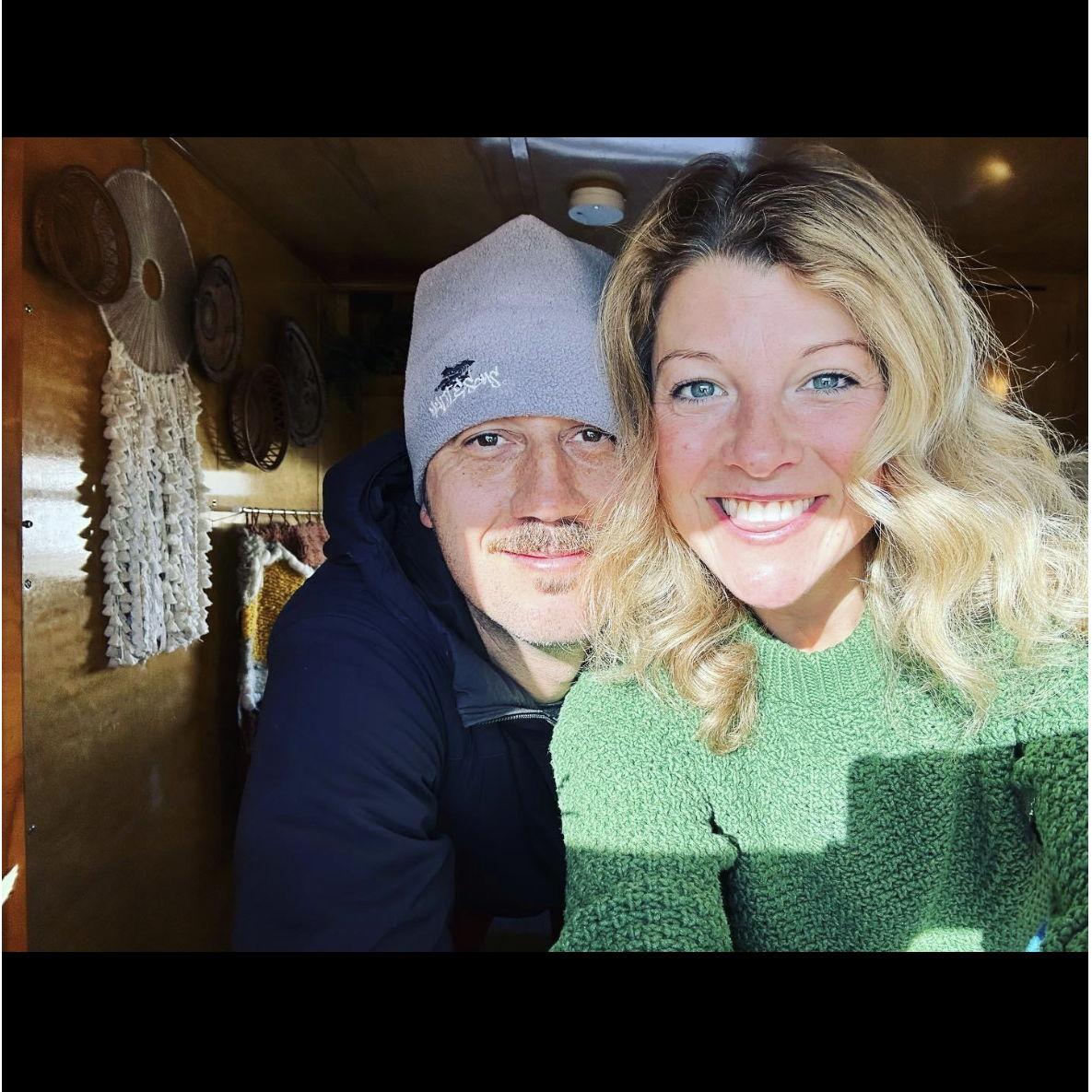 We stayed in a cool old airstream in Taos, NM. There was a big potbellied pig living underneath the trailer 😍