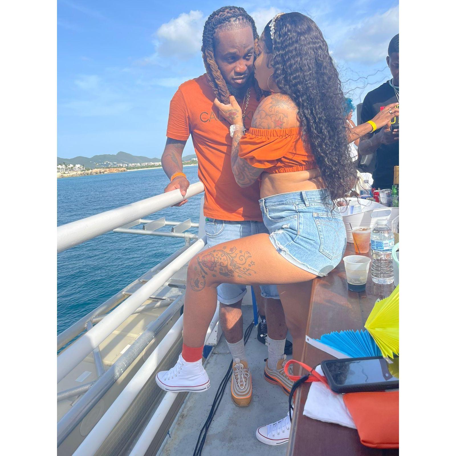 We Party Hard🙌💕