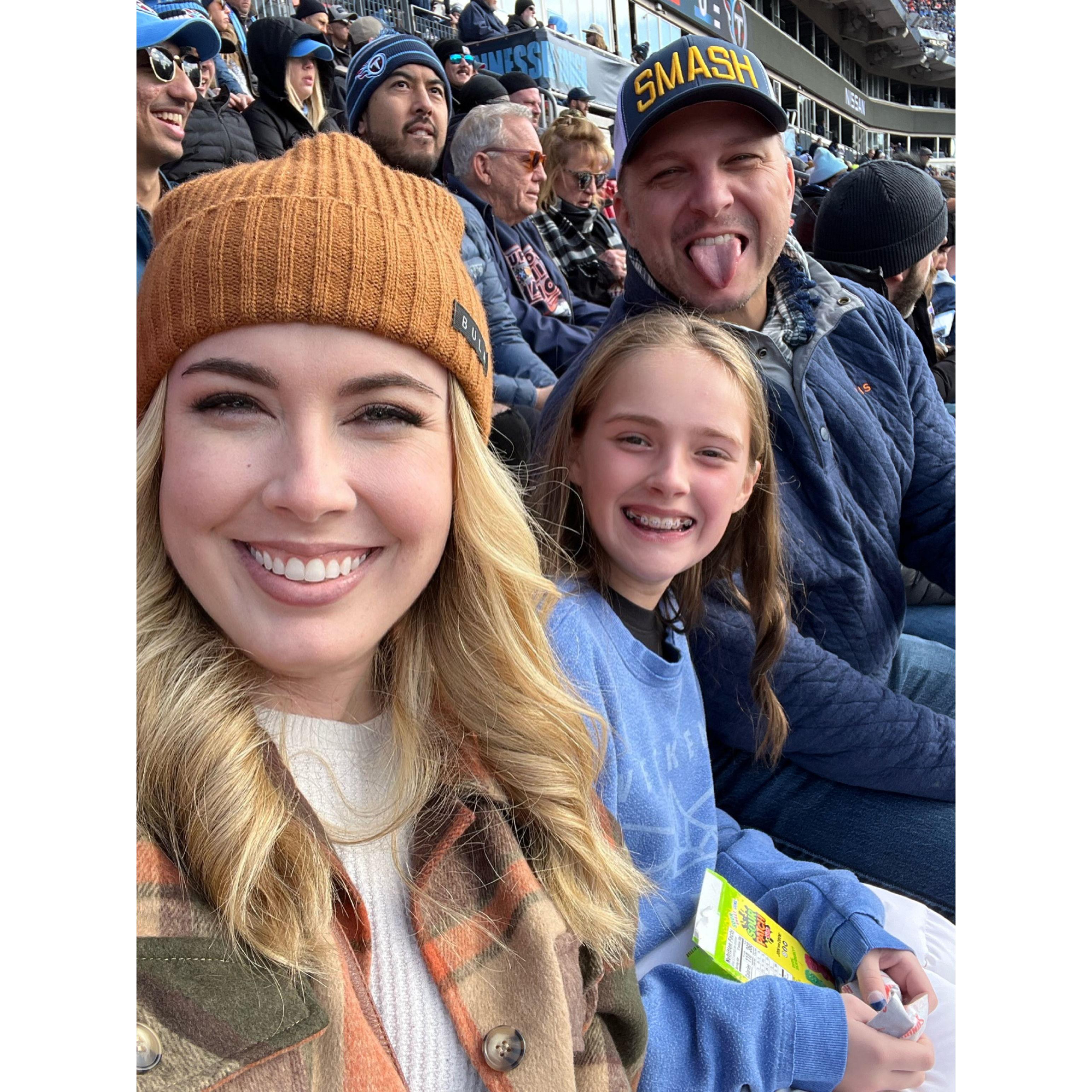 Titans vs Broncos with everyone's favorite Allenwood neighbor!