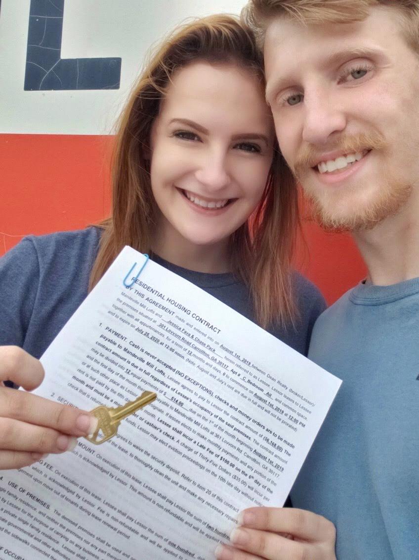 Chase and Jessica officially moved in together in August 2019.
