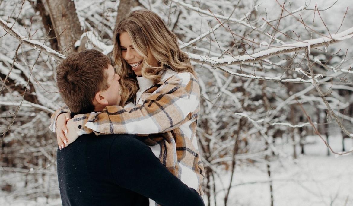 The Wedding Website of Rhiana Sweno and Bryce Seubert
