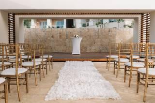 The Wedding Website of Alita Ré and Monte Bell